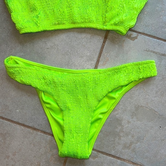 Peixoto neon bikini SET SMALL MEDIUM rouched sample adjustable straps HOT GREEN - Picture 6 of 13